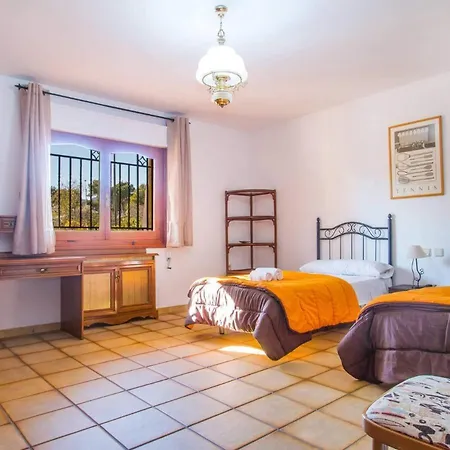 Perles - Plusholidays Villa